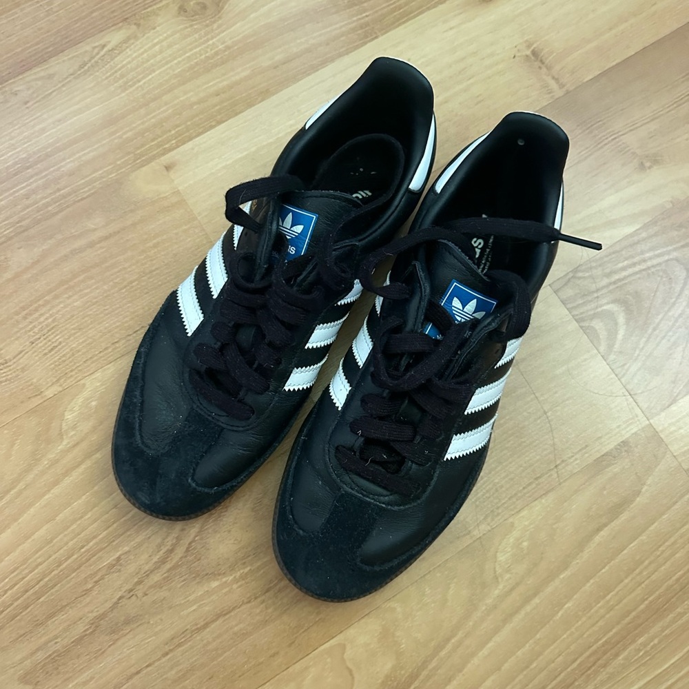 Adidas sambas